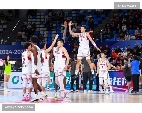 广州龙狮队员进校园互动,为于米提庆祝生日 广州龙狮队员进校园互动,为于米提庆祝生日