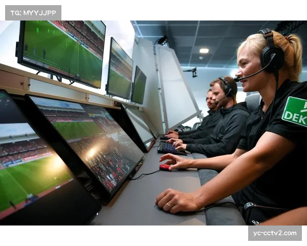 通讯：跟随中超裁判监督，探讨VAR在识别“压迫性犯规”时面临的新判罚尺度挑战